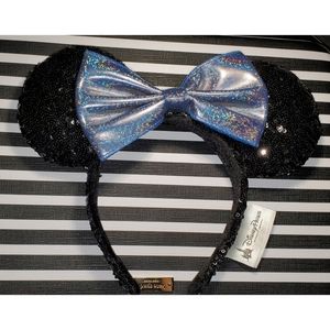 *SOLD* Minnie Mouse Ears😍🎀